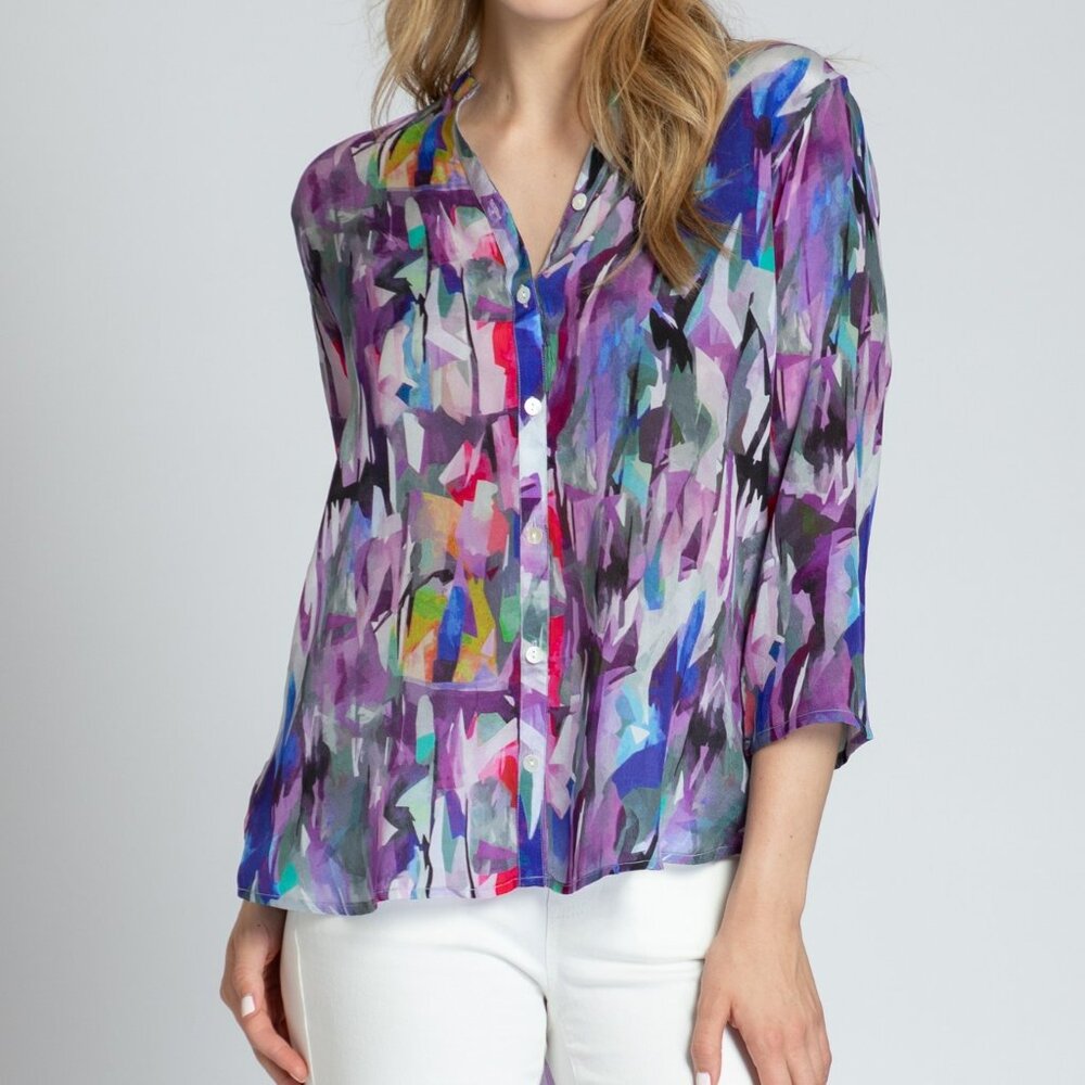 NWT APNY Purple Brush Stroke ¾ Sleeve Mandarin Collar Button Up Blouse